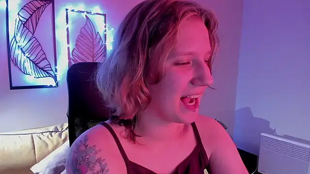 Hailey Foxy online show from November 2025 09:24:02 AM