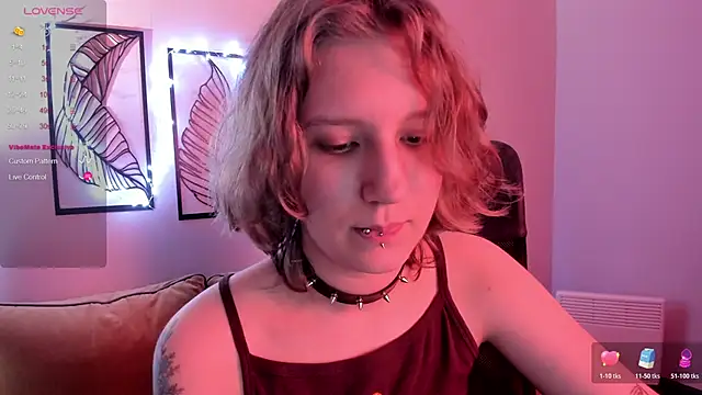 Hailey Foxy online show from October 2025 09:30:02 AM