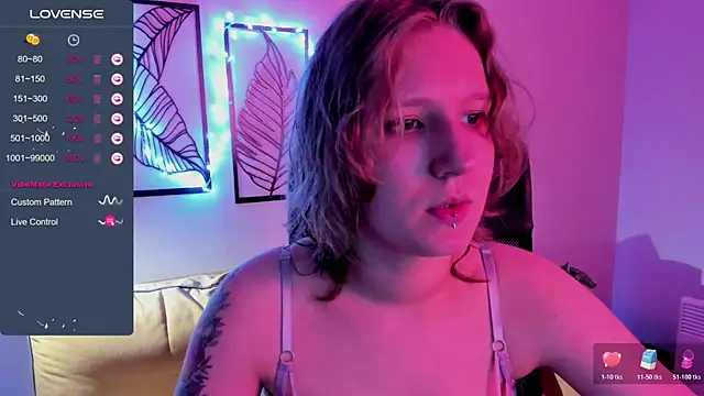 Hailey Foxy online show from November 2025 09:02:02 AM