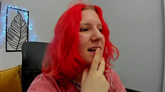 Hailey Foxy online show from April 2026 01:56:01 PM