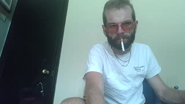 hungspundick1 online show from October 2025 05:45:02 PM