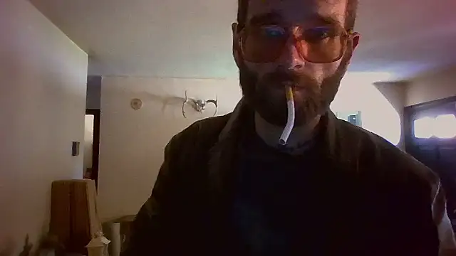 Snapshot of hungspundick1 chatting on October 2025 01:54:02 PM hungspundick1 online show from October 2025 01:54:02 PM
