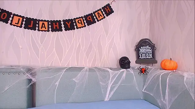 mia scot online show from October 2025 11:53:01 AM