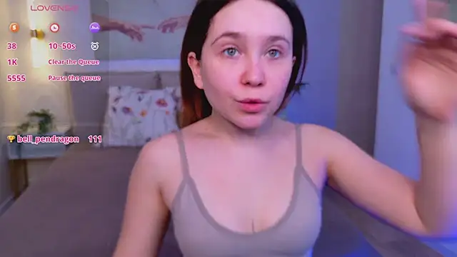 Lina Glow online show from March 2026 08:26:33 AM