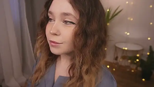 Lina Glow online show from March 2026 06:59:01 AM