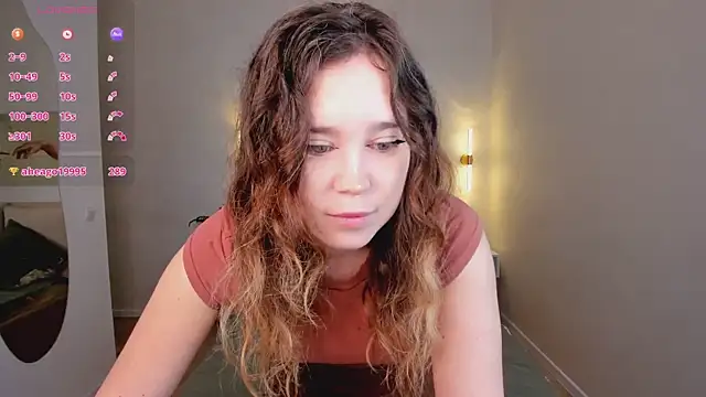 Lina Glow online show from May 2026 07:03:02 AM