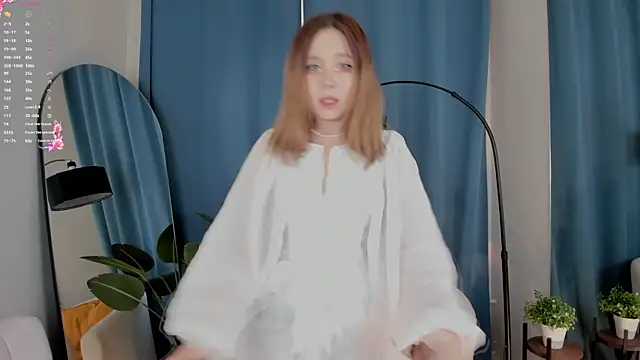 Snapshot of Lina_Glow chatting on September 2025 06:34:01 AM Lina Glow online show from September 2025 06:34:01 AM