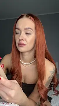 LittleFox    online show from November 2025 07:01:01 AM