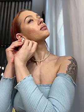 LittleFox    online show from February 2026 07:09:01 AM