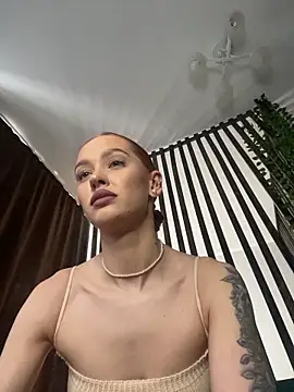 LittleFox    online show from March 2026 06:44:01 AM