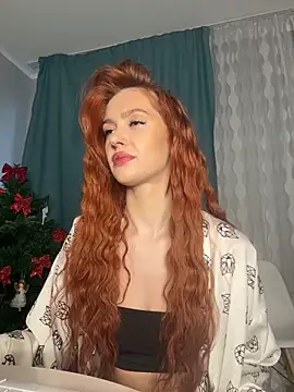 LittleFox    online show from December 2025 07:24:02 AM