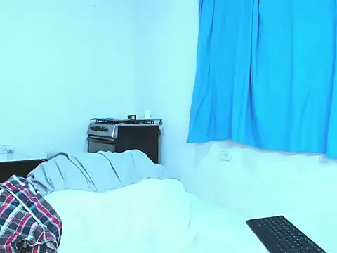 andylemonda1 online show from December 2025 02:16:02 PM