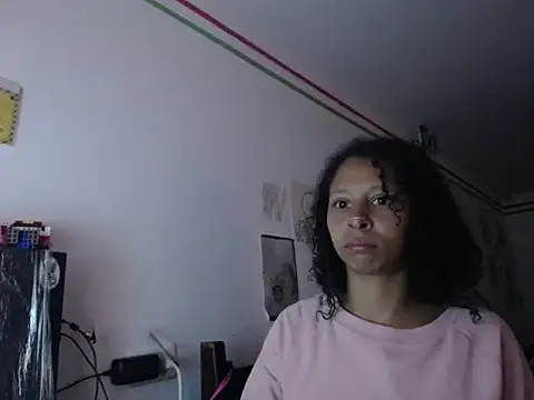 Jade-clever online show from September 2025 01:18:02 PM