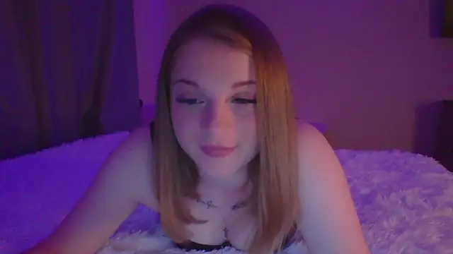 Snapshot of Star_Girlish chatting on September 2025 09:07:01 PM Star Girlish online show from September 2025 09:07:01 PM