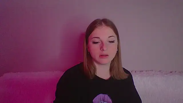 Snapshot of Star_Girlish chatting on October 2025 07:36:01 PM Star Girlish online show from October 2025 07:36:01 PM