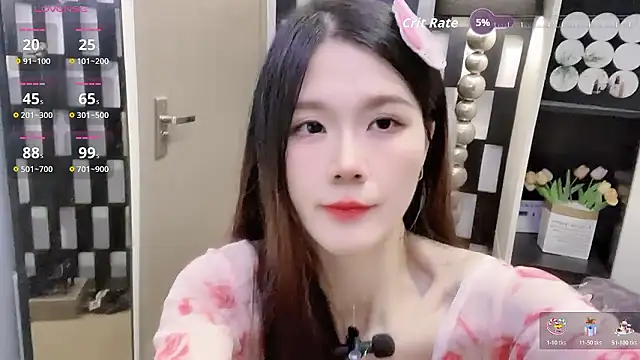 Snapshot of Yueyue-MM chatting on January 2026 02:48:01 AM Yueyue-MM online show from January 2026 02:48:01 AM