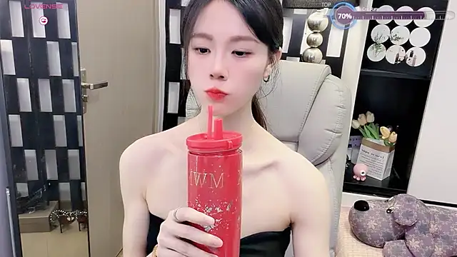Yueyue-MM online show from June 2026 03:49:02 AM