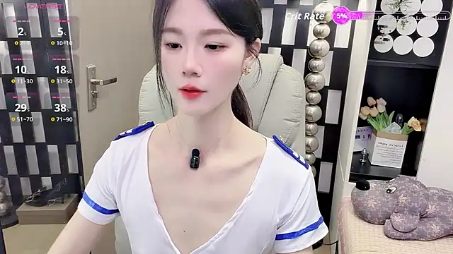 Yueyue-MM online show from May 2026 01:00:01 AM