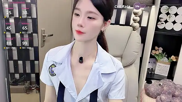 Yueyue-MM online show from May 2026 01:01:02 AM