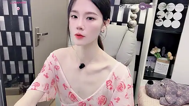 Yueyue-MM online show from May 2026 12:21:01 AM