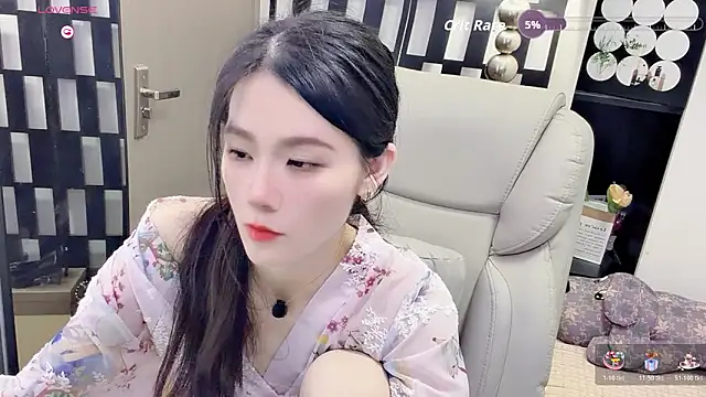 Yueyue-MM online show from June 2026 01:05:02 PM
