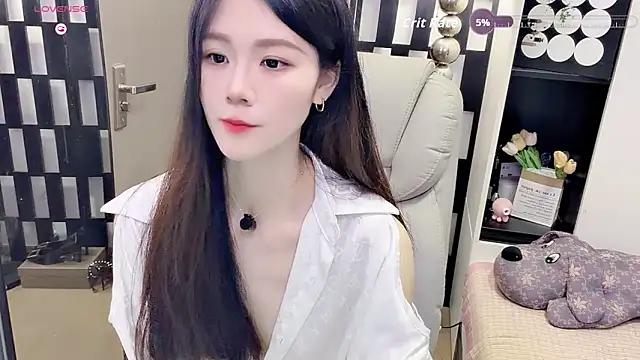 Yueyue-MM online show from May 2026 02:08:01 AM