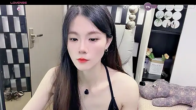 Yueyue-MM online show from July 2026 02:51:01 PM