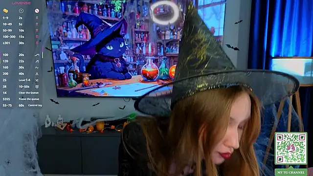 ElfredaTupy online show from November 2025 07:08:01 PM