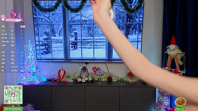 ElfredaTupy online show from December 2025 07:07:02 PM