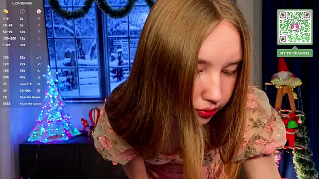 ElfredaTupy online show from December 2025 08:17:02 PM