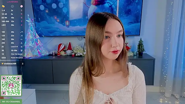 ElfredaTupy online show from February 2026 07:32:01 PM