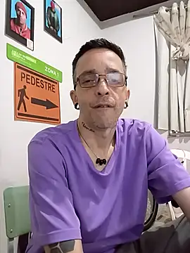 Snapshot of dinho_carioca chatting on October 2025 12:51:02 PM dinho carioca online show from October 2025 12:51:02 PM