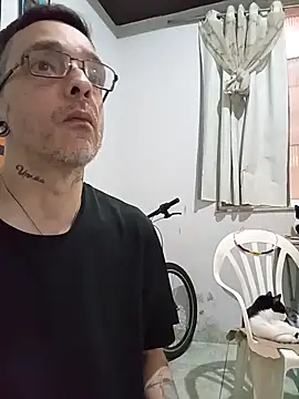 Snapshot of dinho_carioca chatting on October 2025 01:55:02 PM dinho carioca online show from October 2025 01:55:02 PM