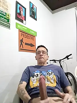 Snapshot of dinho_carioca chatting on October 2025 03:33:01 PM dinho carioca online show from October 2025 03:33:01 PM