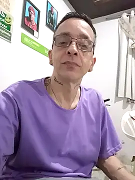 Snapshot of dinho_carioca chatting on September 2025 02:40:01 AM dinho carioca online show from September 2025 02:40:01 AM