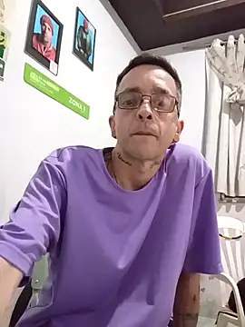 Snapshot of dinho_carioca chatting on September 2025 03:02:02 AM dinho carioca online show from September 2025 03:02:02 AM