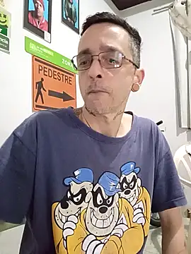 Snapshot of dinho_carioca chatting on October 2025 05:01:01 PM dinho carioca online show from October 2025 05:01:01 PM