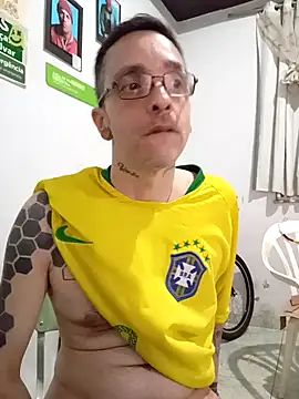 Snapshot of dinho_carioca chatting on October 2025 09:29:01 PM dinho carioca online show from October 2025 09:29:01 PM