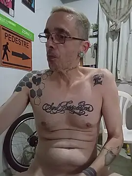 dinho carioca online show from March 2026 01:19:01 AM