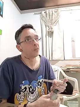 Snapshot of dinho_carioca chatting on October 2025 01:56:02 PM dinho carioca online show from October 2025 01:56:02 PM