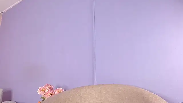 lourdes moon22 online show from October 2025 01:21:02 PM