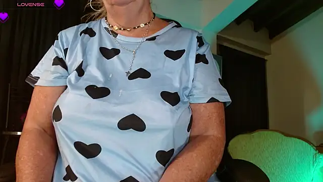  SARAI DUPONT online show from February 2026 11:09:01 AM