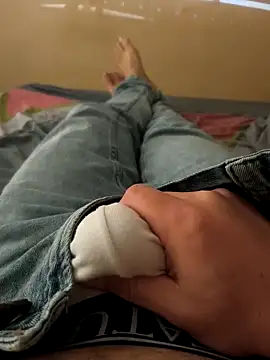 Normalludo0202 online show from November 2025 02:45:02 PM