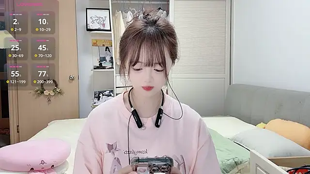 DDDDDoremi online show from October 2025 02:34:01 AM