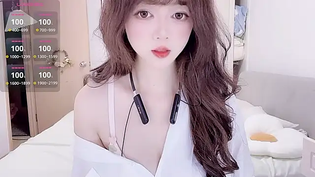 DDDDDoremi online show from September 2025 01:43:02 AM