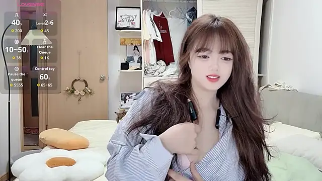 DDDDDoremi online show from October 2025 03:08:01 AM