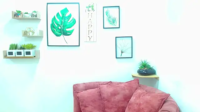 Snapshot of Aliciacute__ chatting on February 2026 07:11:02 PM Aliciacute online show from February 2026 07:11:02 PM