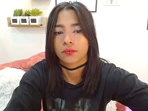 Aliciacute   online show from October 2025 07:26:02 PM