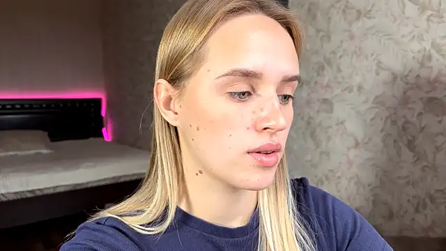 ElisabetLorney online show from October 2025 07:52:01 AM