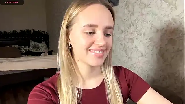 Snapshot of ElisabetLorney chatting on December 2025 08:24:02 AM ElisabetLorney online show from December 2025 08:24:02 AM